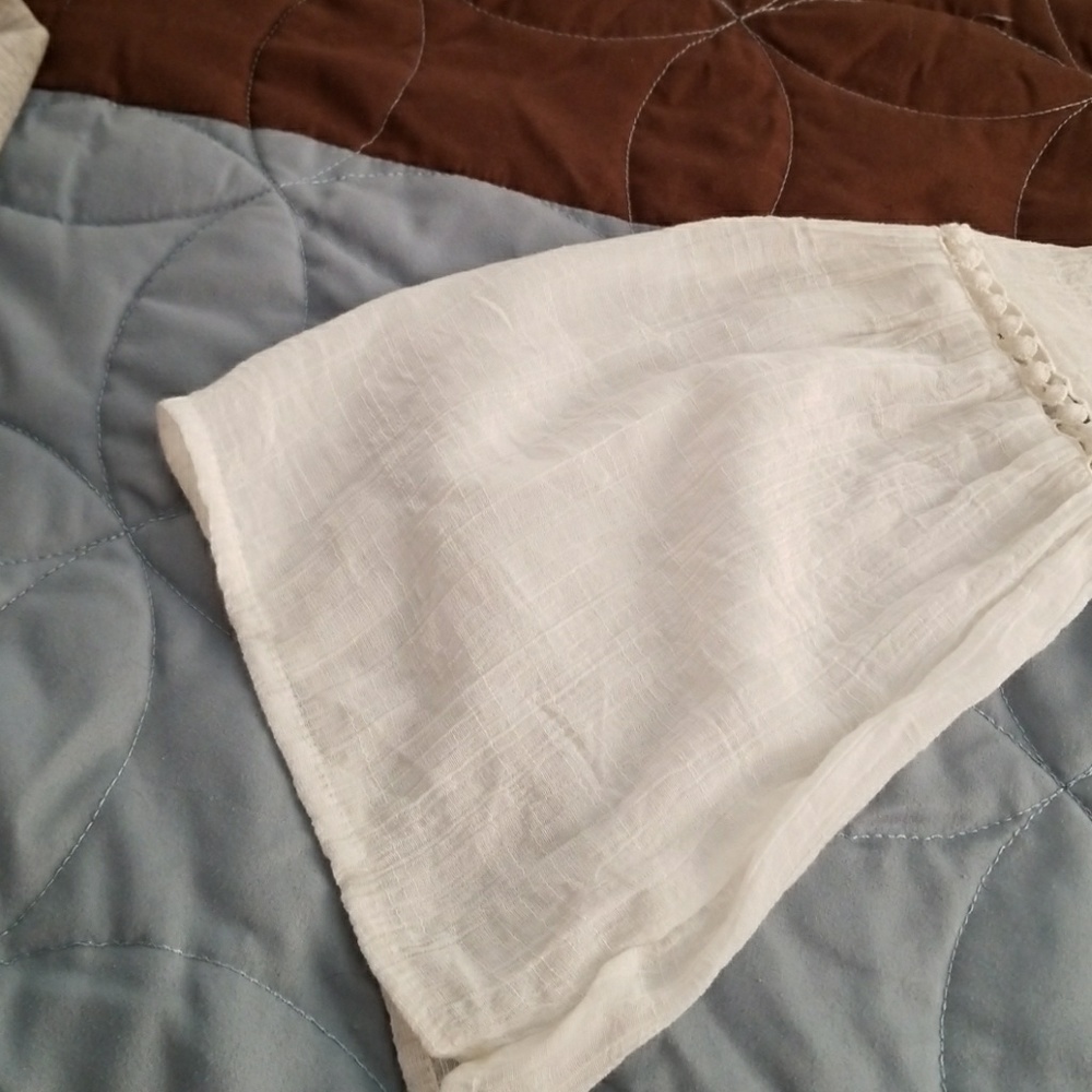 Blouse - Picture 3 of 6